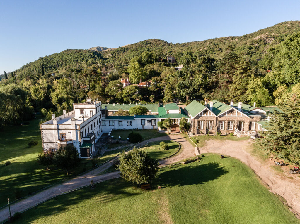 c59aa4_04175e0af66d4df78c339de57a9ad8d8~mv2_d_3000_2248_s_2